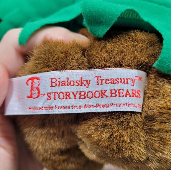Bialosky Treasury Storybook Bears Robin hood teddy bear with bow and arrow - Picture 9 of 10